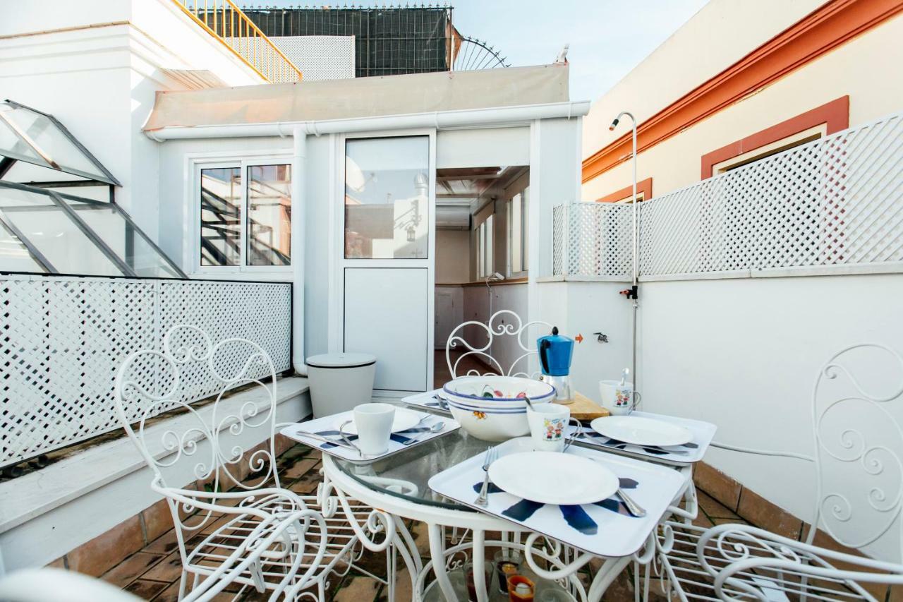 Bright Duplex W/ Terrace Lejlighed Sevilla Eksteriør billede